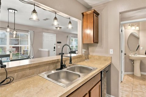 Touwnhouse à vendre à Sanford, Floride: 3 chambres, 127.46 m2 № 2416624 - photo 24