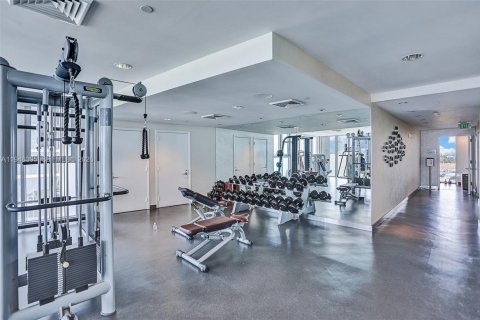 Condo in Sunny Isles Beach, Florida, 2 bedrooms  № 2002551 - photo 23