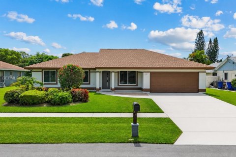 Casa en Royal Palm Beach, Florida 4 dormitorios, 188.41 m2 № 2180575