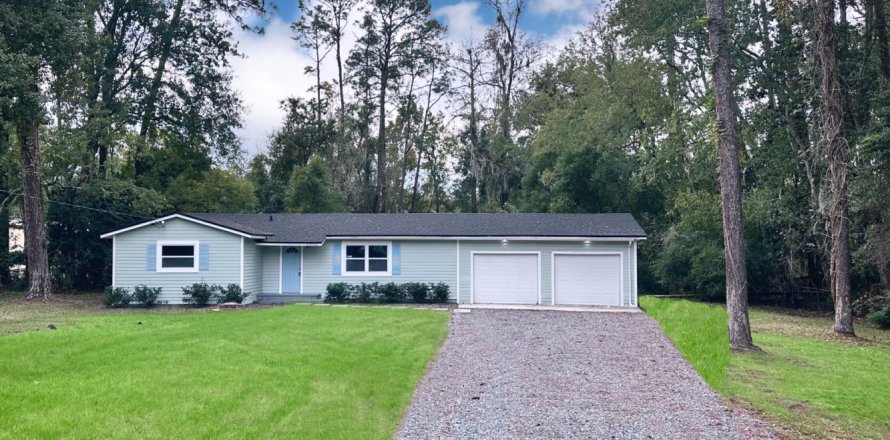 House in Jacksonville, Florida 3 bedrooms, 125.33 sq.m. № 812546
