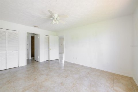 Casa en venta en Saint Lucie, Florida, 3 dormitorios, 126.44 m2 № 1613687 - foto 25