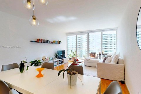 Condo in Miami Beach, Florida, 1 bedroom  № 1830507 - photo 7