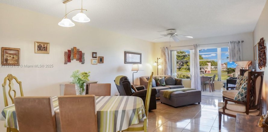 Condominio en Sunrise, Florida, 1 dormitorio  № 2021135