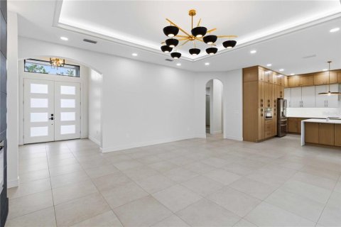 Casa en venta en Plant City, Florida, 3 dormitorios, 234.67 m2 № 2321163 - foto 7