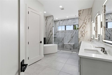 Casa en venta en Plant City, Florida, 3 dormitorios, 234.67 m2 № 2321163 - foto 18