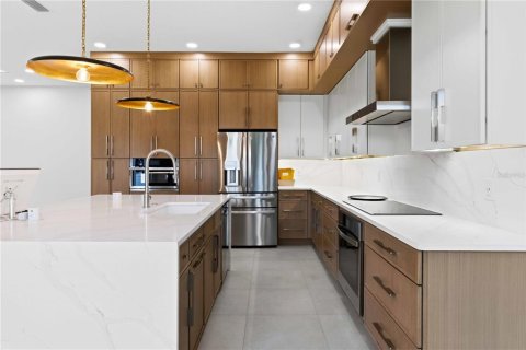 Casa en venta en Plant City, Florida, 3 dormitorios, 234.67 m2 № 2321163 - foto 10