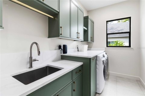 Casa en venta en Plant City, Florida, 3 dormitorios, 234.67 m2 № 2321163 - foto 30
