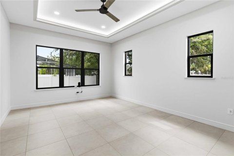 Casa en venta en Plant City, Florida, 3 dormitorios, 234.67 m2 № 2321163 - foto 13