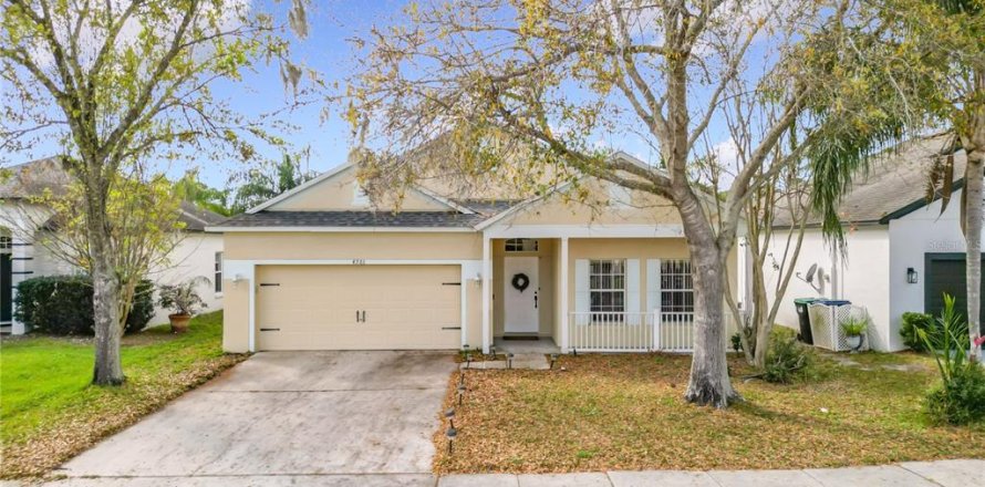 House in Orlando, Florida 4 bedrooms, 137.87 sq.m. № 1717065
