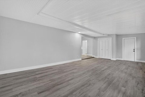 Villa ou maison à vendre à Saint Petersburg, Floride: 3 chambres, 107.02 m2 № 2410536 - photo 19