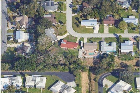 House in Sarasota, Florida 3 bedrooms № 2069095 - photo 10