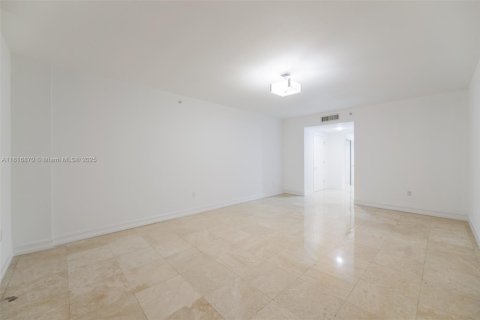 Снять в аренду кондоминиум в Авентура, Флорида 3 спальни, 304.16м2, № 1772586 - фото 30