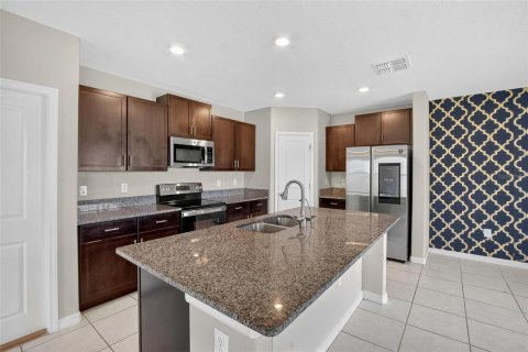 Casa en venta en Riverview, Florida, 4 dormitorios, 177.81 m2 № 1902796 - foto 13