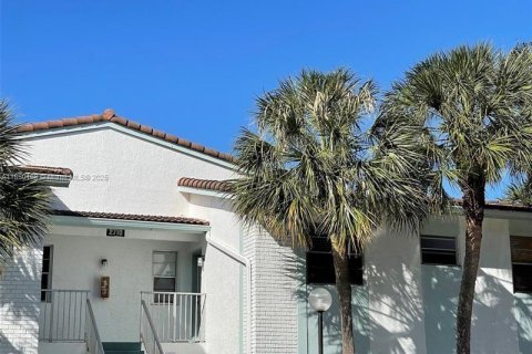 Condo in Coral Springs, Florida, 3 bedrooms  № 1856946 - photo 2