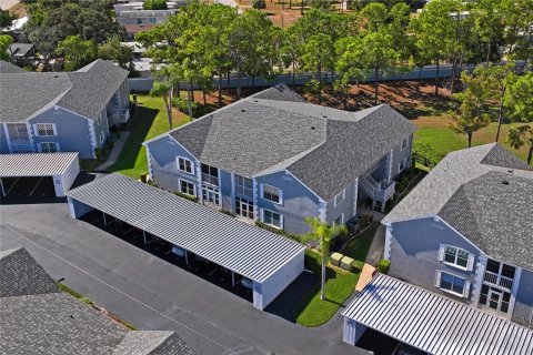 Condo in Hudson, Florida, 2 bedrooms  № 2095648 - photo 2