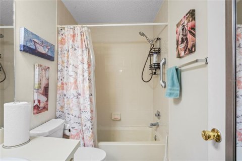 Condo in Hudson, Florida, 2 bedrooms  № 2095648 - photo 29