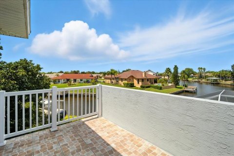 House in Palm Coast, Florida 4 bedrooms, 318 sq.m. № 1907518 - photo 25