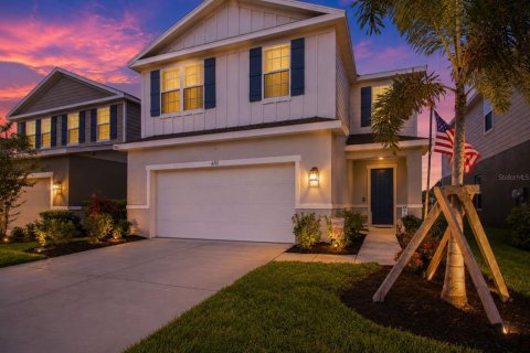 House in Parrish, Florida 4 bedrooms, 190.26 sq.m. № 2210536