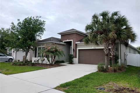 Villa ou maison à Wesley Chapel, Floride 4 chambres, 224.36 m2 № 2097937