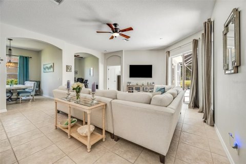 Villa ou maison à vendre à Palm Bay, Floride: 3 chambres, 224.08 m2 № 2140975 - photo 24