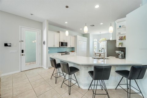 Villa ou maison à vendre à Palm Bay, Floride: 3 chambres, 224.08 m2 № 2140975 - photo 8