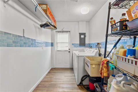 Villa ou maison à vendre à Sarasota, Floride: 3 chambres, 166.95 m2 № 2395683 - photo 23