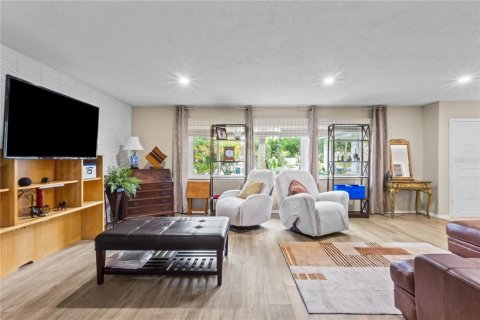 Villa ou maison à vendre à Sarasota, Floride: 3 chambres, 166.95 m2 № 2395683 - photo 7