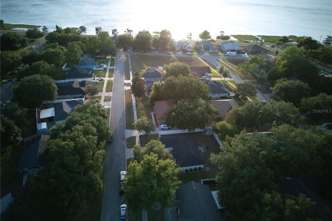 Купить виллу или дом в Миннеола, Флорида 5 комнат, 111.67м2, № 2129344 - фото 4