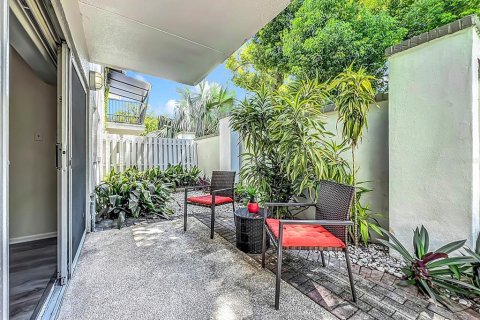 Condo in Orlando, Florida, 1 bedroom  № 1840242 - photo 2