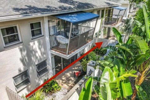 Condo in Orlando, Florida, 1 bedroom  № 1840242 - photo 1