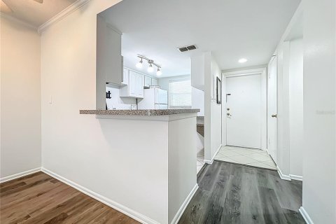 Condo in Orlando, Florida, 1 bedroom  № 1840242 - photo 15