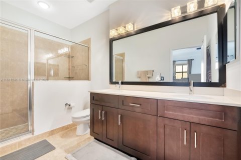 Casa en venta en Tamarac, Florida, 4 dormitorios, 206.99 m2 № 1946985 - foto 12