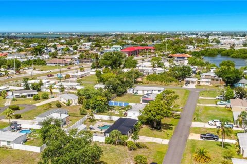 Villa ou maison à vendre à Englewood, Floride: 3 chambres, 85.84 m2 № 2100558 - photo 11