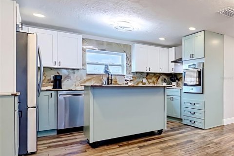 Villa ou maison à vendre à Englewood, Floride: 3 chambres, 85.84 m2 № 2100558 - photo 4