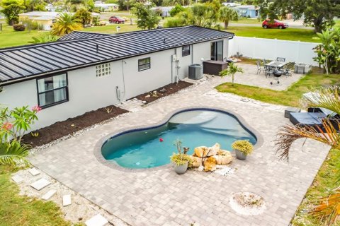 Villa ou maison à vendre à Englewood, Floride: 3 chambres, 85.84 m2 № 2100558 - photo 3