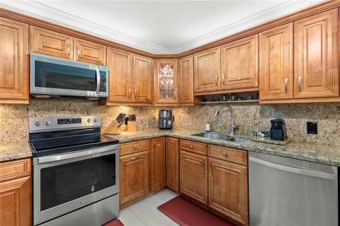 Condo in Coconut Creek, Florida, 2 bedrooms  № 1707391 - photo 7