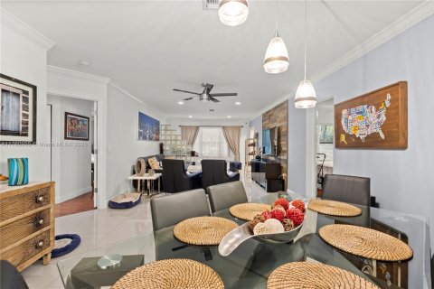 Condo in Coconut Creek, Florida, 2 bedrooms  № 1707391 - photo 4