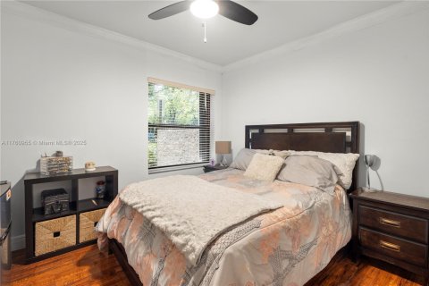 Condo in Coconut Creek, Florida, 2 bedrooms  № 1707391 - photo 13