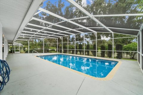 Casa en venta en Winter Haven, Florida, 4 dormitorios, 289.3 m2 № 1912289 - foto 13