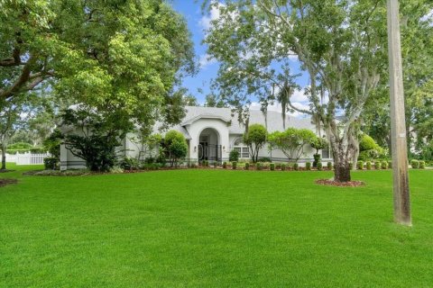 Casa en venta en Winter Haven, Florida, 4 dormitorios, 289.3 m2 № 1912289 - foto 3