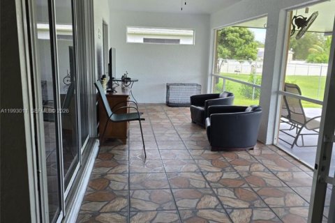 Casa en alquiler en Lehigh Acres, Florida, 3 dormitorios, 153.57 m2 № 2055518 - foto 27