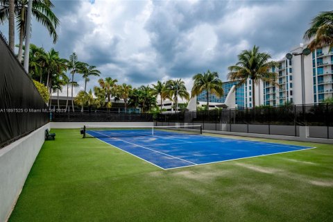 Condominio en alquiler en Aventura, Florida, 2 dormitorios, 154.5 m2 № 1949099 - foto 18