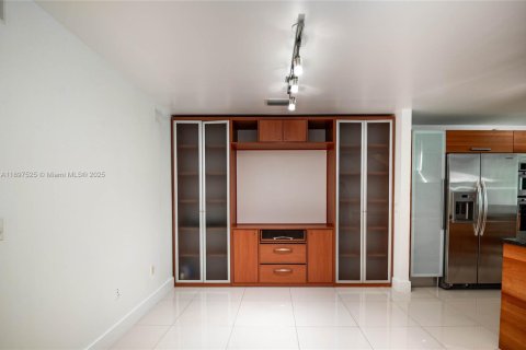 Condominio en alquiler en Aventura, Florida, 2 dormitorios, 154.5 m2 № 1949099 - foto 12