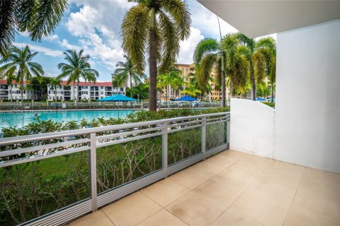 Condominio en alquiler en Aventura, Florida, 2 dormitorios, 154.5 m2 № 1949099 - foto 13
