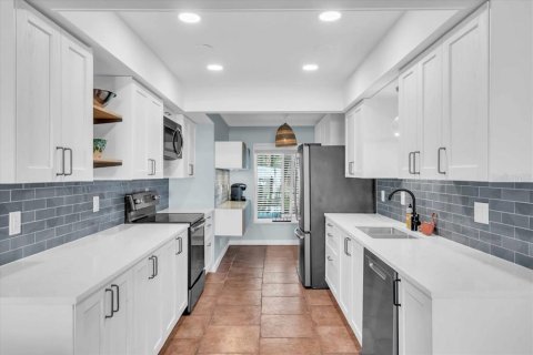 Copropriété à louer à Saint Petersburg, Floride: 2 chambres, 99.41 m2 № 1843283 - photo 3