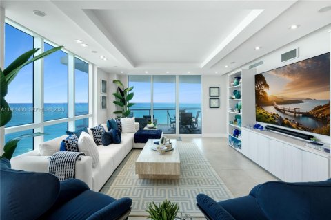 Condominio en Miami Beach, Florida, 3 dormitorios  № 2080131