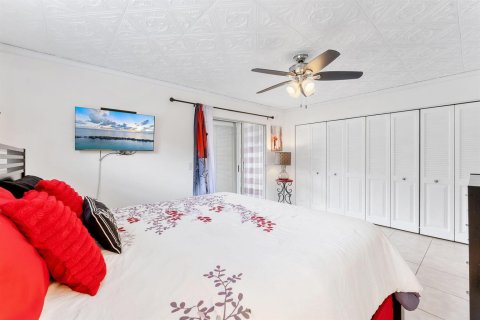 Condo in Deerfield Beach, Florida, 1 bedroom № 2183019 - photo 14