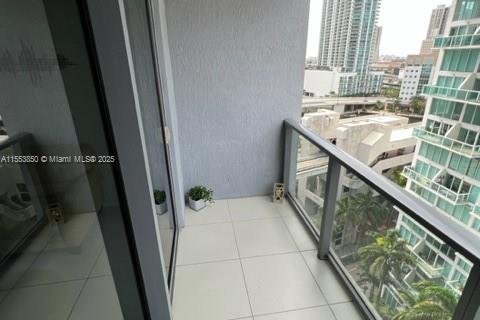 Снять в аренду кондоминиум в Майами, Флорида 1 спальня, 65.96м2, № 2034272 - фото 16
