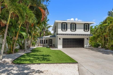 House in Indian Rocks Beach, Florida 4 bedrooms, 270.72 sq.m. № 2312779