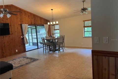Villa ou maison à vendre à St. Lucie, Floride: 2 chambres, 117.34 m2 № 2239282 - photo 6